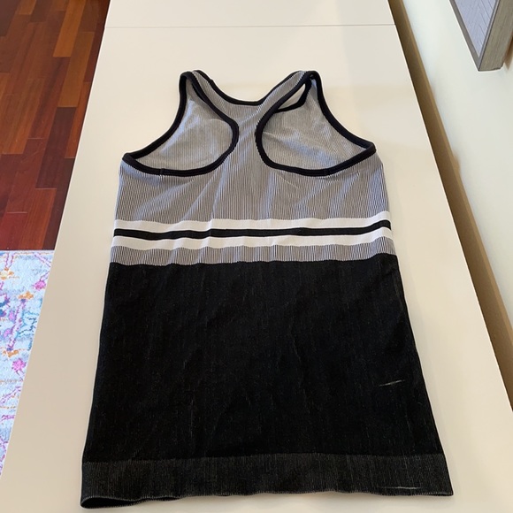 Athleta Razor Back Tank - Picture 2 of 3